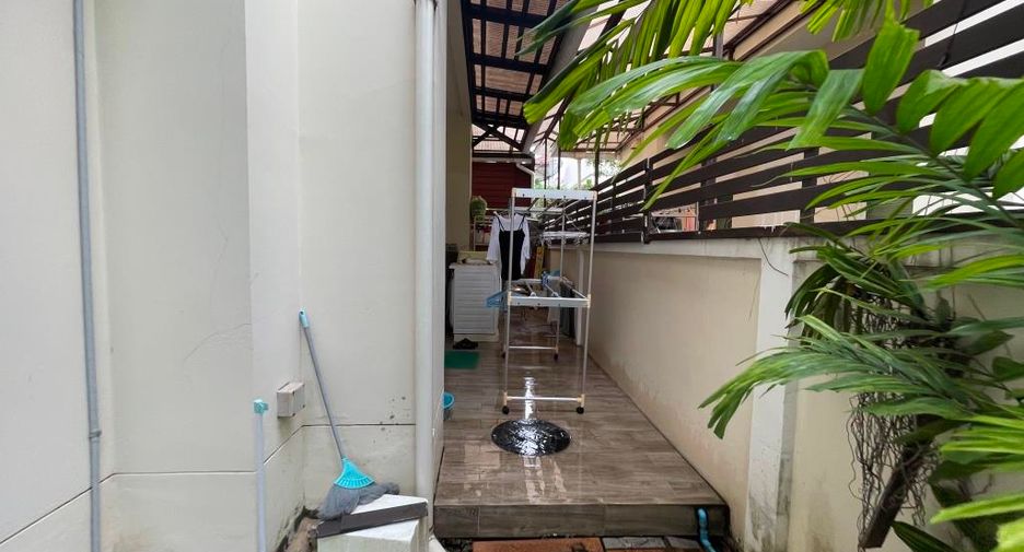 À louer 3 chambres maison à Bang Yai, Nonthaburi