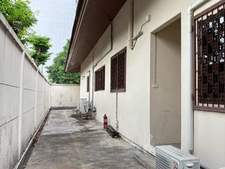 À louer 2 chambres maison à Chatuchak, Bangkok