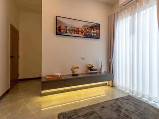 Villa zum Kauf und zur Miete mit 4 Zimmer 