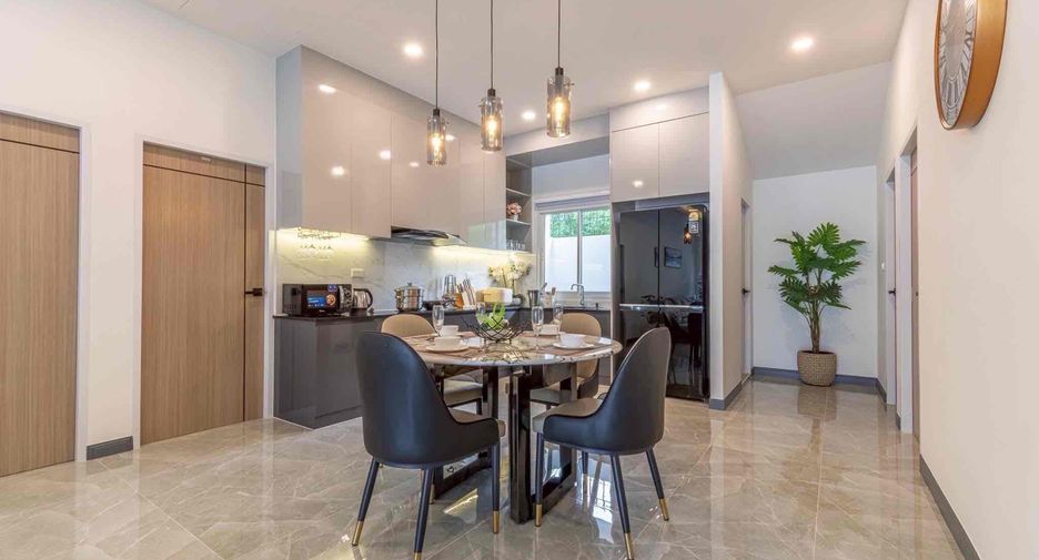 À vendre et à louer 4 chambres villa 