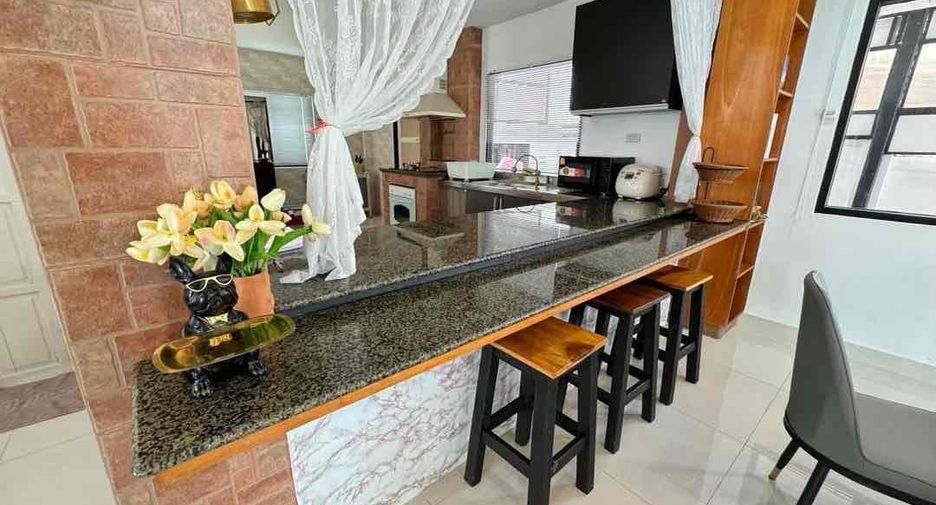 Villa zur Miete mit 4 Zimmer in Jomtien, Pattaya
