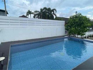 À louer 2 chambres villa à Bang Lamung, Chonburi