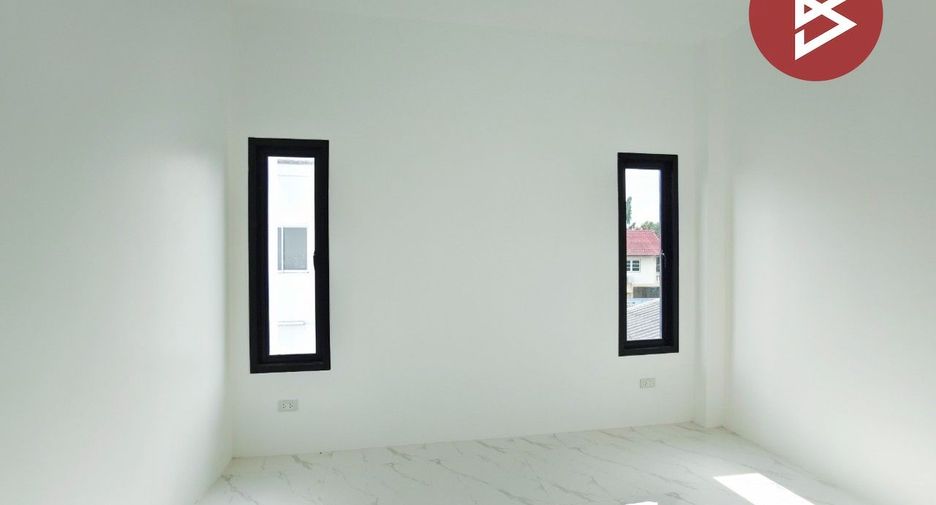Продажа 3 спальни дом в Ban Pong, Ратбури