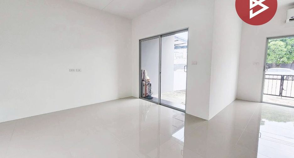 Продажа 3 спальни таунхаус в Khlong Luang, Патумтани