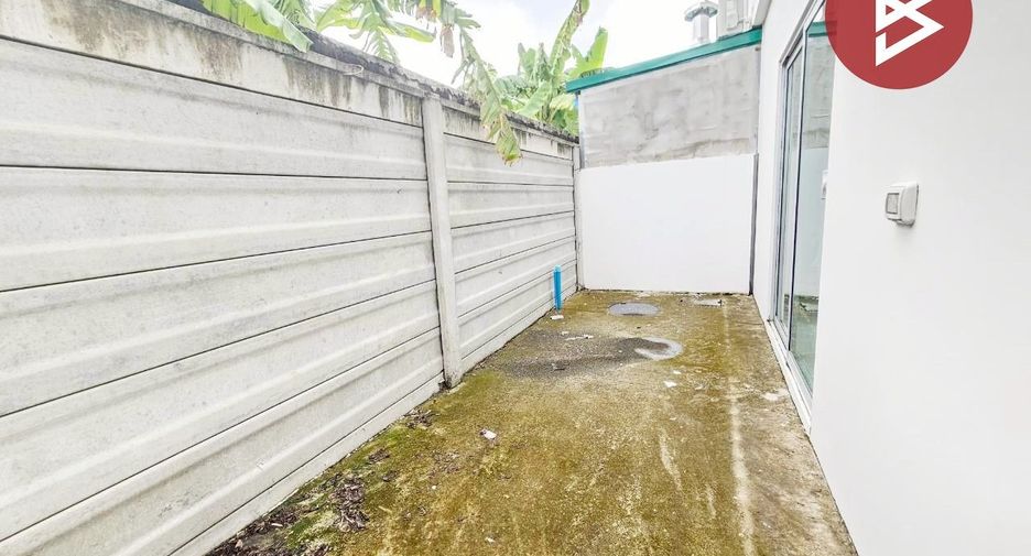 Продажа 3 спальни таунхаус в Khlong Luang, Патумтани