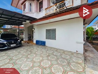 Продажа 4 спальни дом в Si Racha, Чонбури