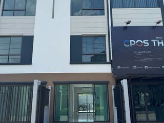 Local comercial en alquiler de 2 habitaciones en Khlong Luang, Pathum Thani