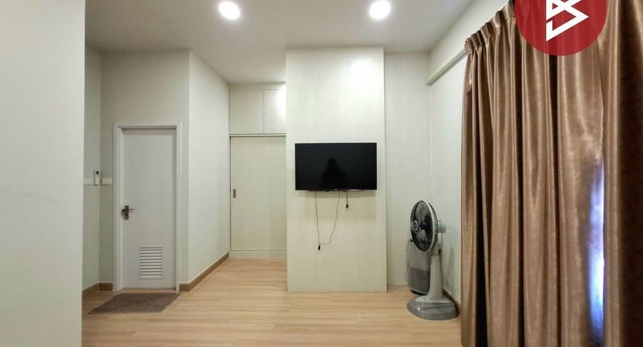 Casa adosada en venta de 2 habitaciones en Bang Phli, Samut Prakan