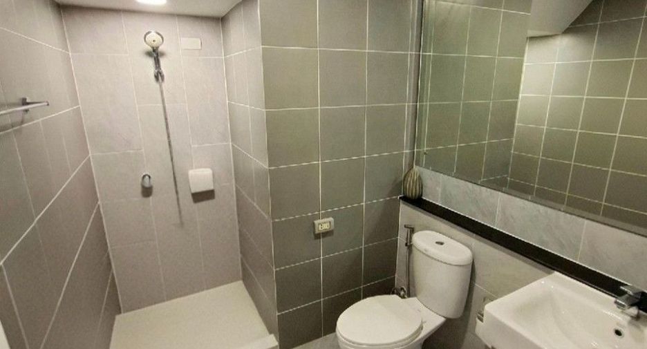Casa adosada en venta de 2 habitaciones en Bang Phli, Samut Prakan