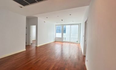 For sale 2 ベッドルーム condo in Khlong Toei, Bangkok