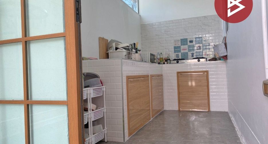 Casa en alquiler y en venta de 4 habitaciones en Mueang Chon Buri, Chonburi