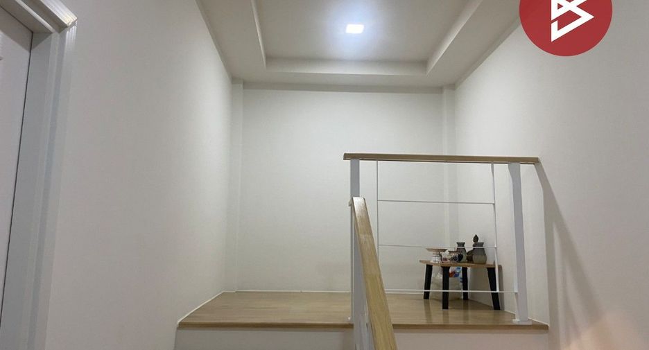 Casa en alquiler y en venta de 4 habitaciones en Mueang Chon Buri, Chonburi