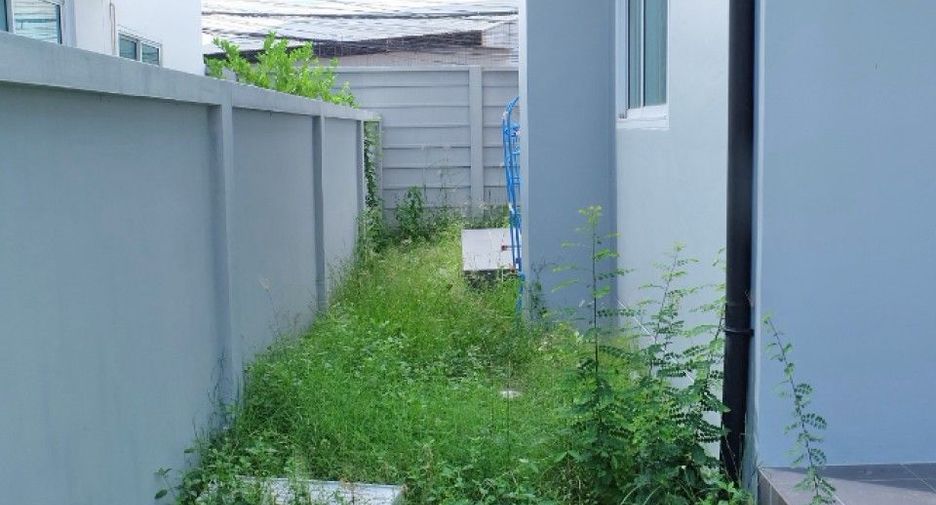 Casa en alquiler y en venta de 4 habitaciones en Mueang Chon Buri, Chonburi