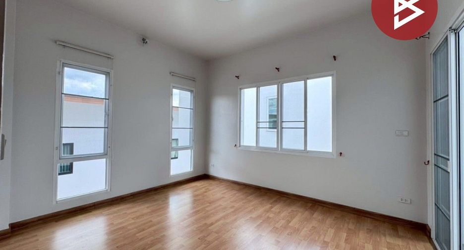 Haus zum Kauf mit 4 Zimmer in San Sai, Chiang Mai