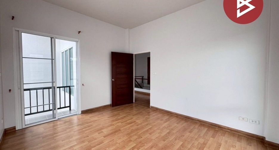 Haus zum Kauf mit 4 Zimmer in San Sai, Chiang Mai