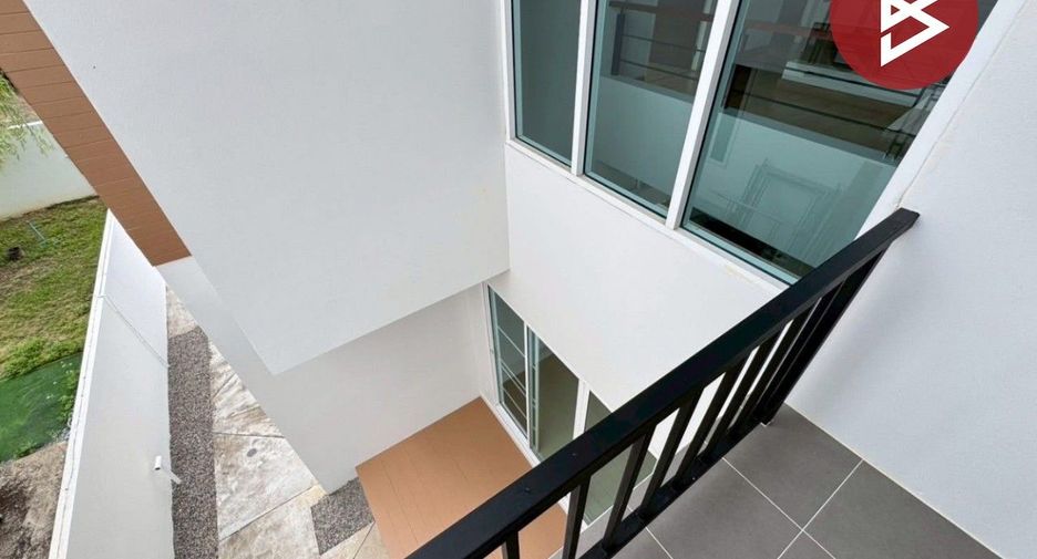 Haus zum Kauf mit 4 Zimmer in San Sai, Chiang Mai