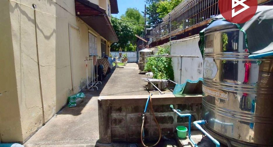 Продажа 5 спальни дом в Пхра Накхон, Бангкок