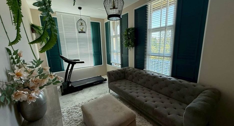 For rent and for sale 4 bedrooms house in Bang Phli, Samut Prakan