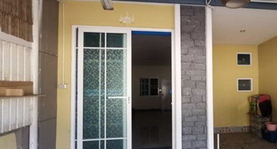 For sale 4 bedrooms townhouse in Nong Khaem, Bangkok