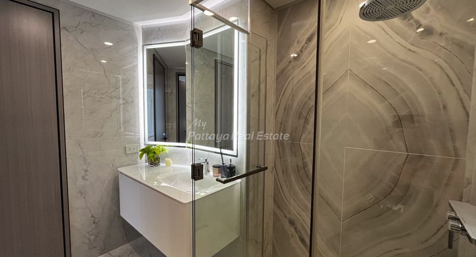 For sale 2 bedrooms condo in Jomtien, Pattaya