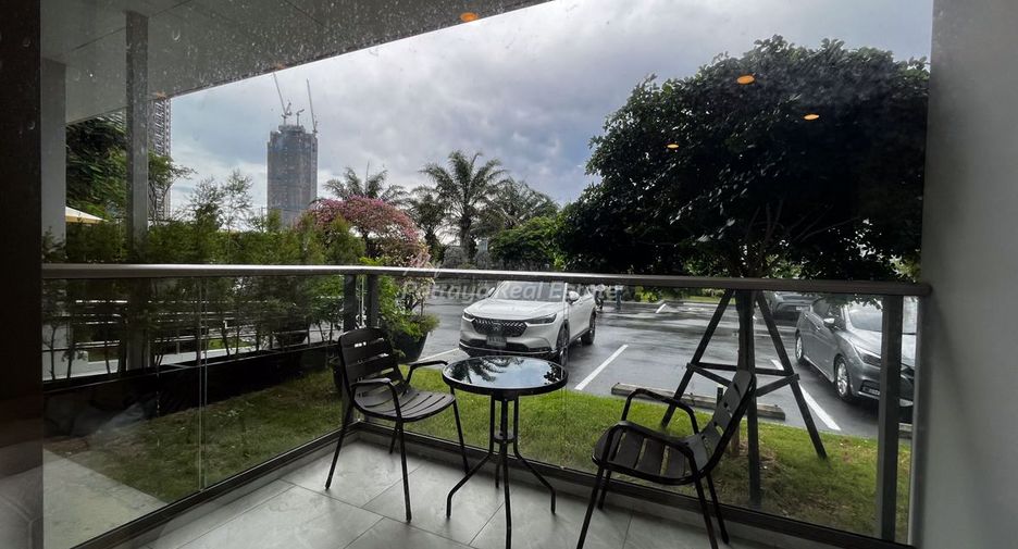 For sale 2 bedrooms condo in Jomtien, Pattaya