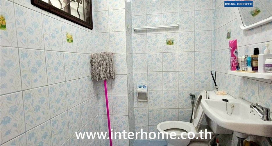 Продажа 3 спальни таунхаус в Bang Yai, Нонтабури