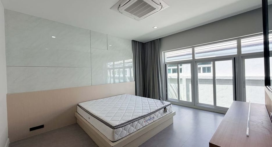 出租 3 卧室 独立屋 在 Bang Lamung, Chon Buri