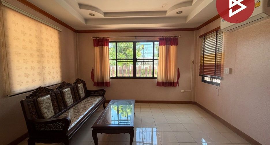 Casa en venta de 3 habitaciones en Si Racha, Chonburi