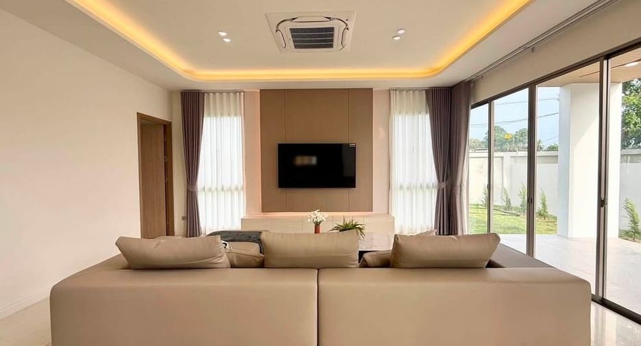 For rent 3 bedrooms house in Bang Lamung, Chonburi