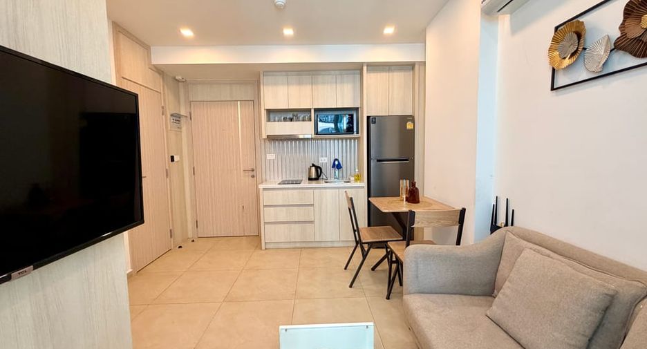 For sale 1 bed condo in Bang Lamung, Chonburi