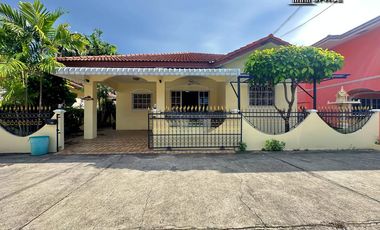 Casa en alquiler y en venta de 3 habitaciones en Bang Lamung, Chonburi