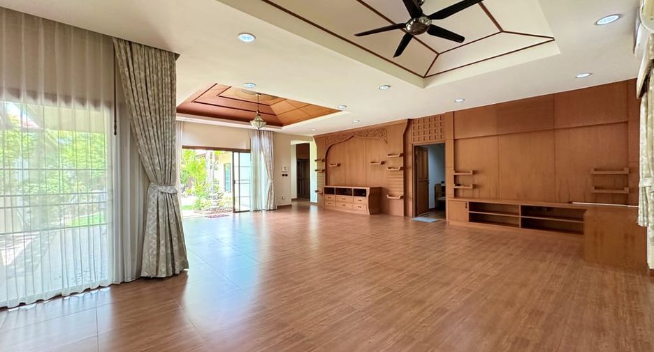 Casa en venta de 3 habitaciones en Huay Yai, Pattaya