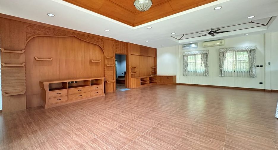 Casa en venta de 3 habitaciones en Huay Yai, Pattaya