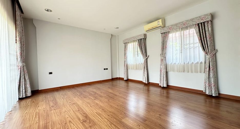 Casa en venta de 3 habitaciones en Huay Yai, Pattaya