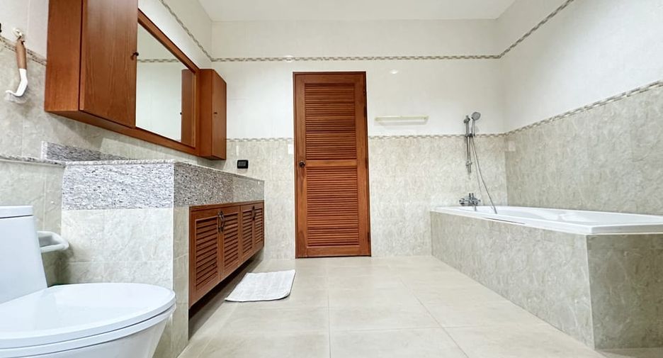 Casa en venta de 3 habitaciones en Huay Yai, Pattaya