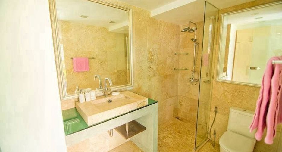 For rent 2 bedrooms condo in Bang Lamung, Chonburi