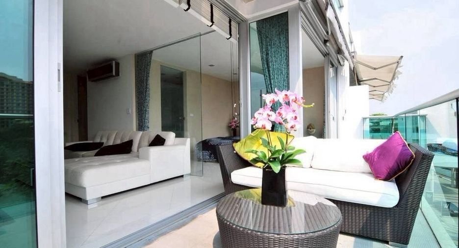 For rent 2 bedrooms condo in Bang Lamung, Chonburi