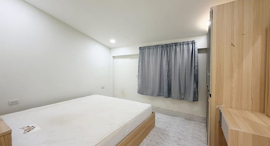 À louer 5 chambres maison à Bang Lamung, Chonburi