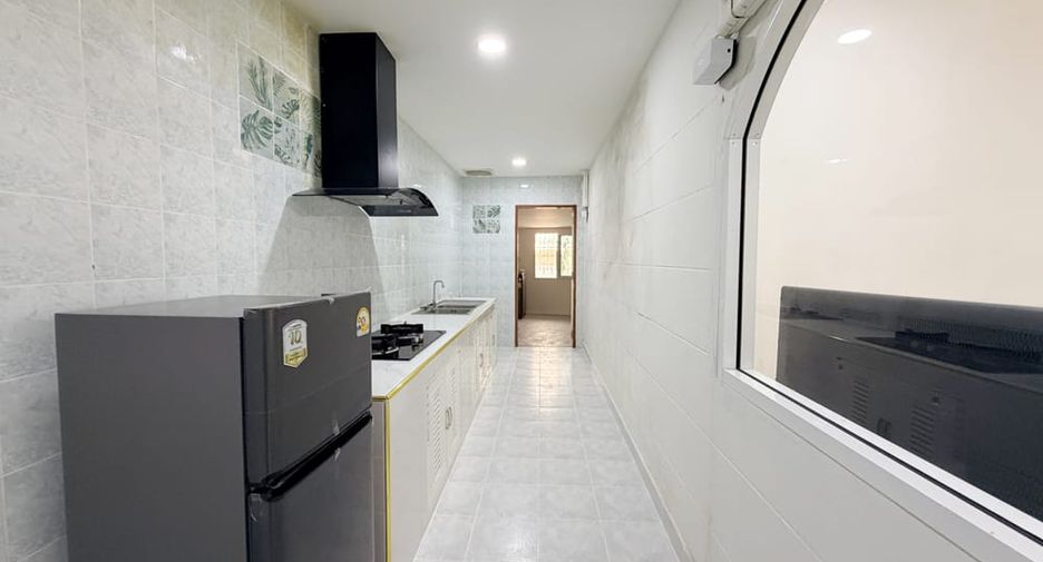 À louer 5 chambres maison à Bang Lamung, Chonburi