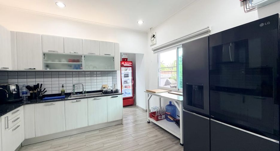À vendre 3 chambres villa à Bang Lamung, Chonburi
