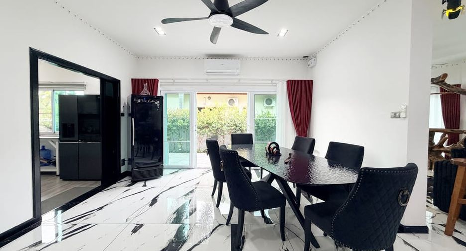 À vendre 3 chambres villa à Bang Lamung, Chonburi