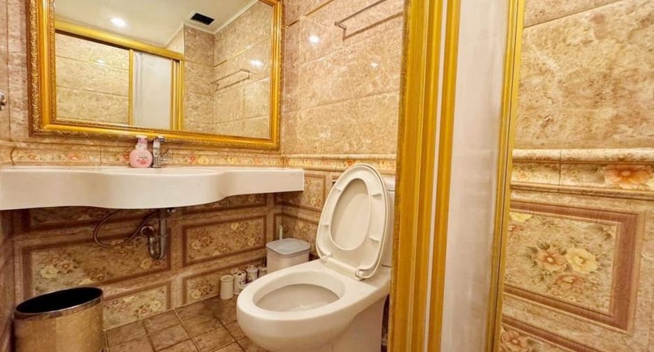 Condo en venta de 2 habitaciones 