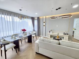 For sale 2 bedrooms condo in Huai Khwang, Bangkok