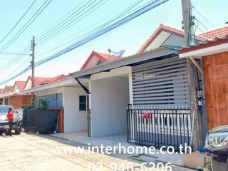 Продажа 2 спальни таунхаус в Lat Lum Kaeo, Патумтани