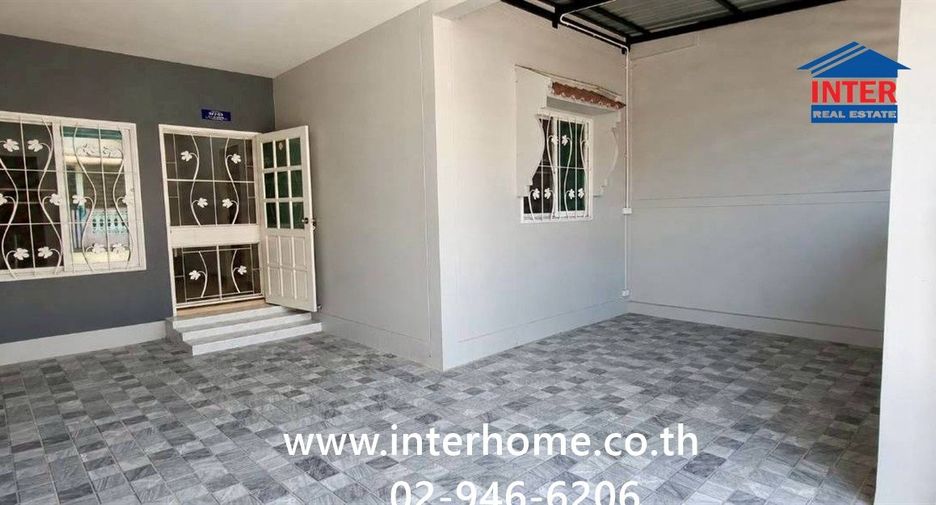 Продажа 2 спальни таунхаус в Lat Lum Kaeo, Патумтани