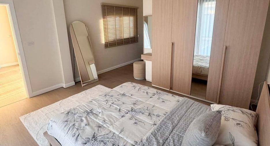For sale 3 bedrooms villa in Bang Lamung, Chonburi