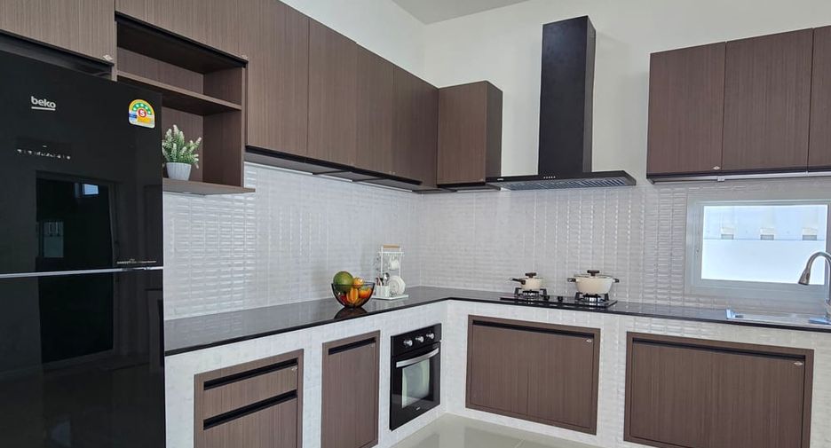 Продажа 3 спальни вилла в Банг Ламунг, Чонбури