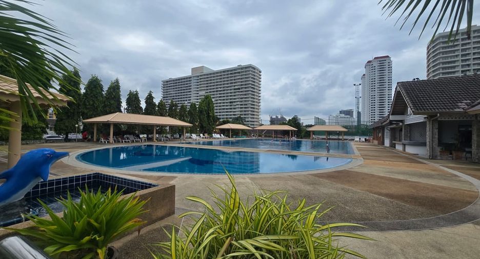 For sale 5 bedrooms villa in Jomtien, Pattaya