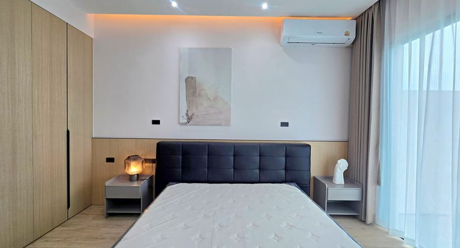 For sale 5 bedrooms villa in Jomtien, Pattaya