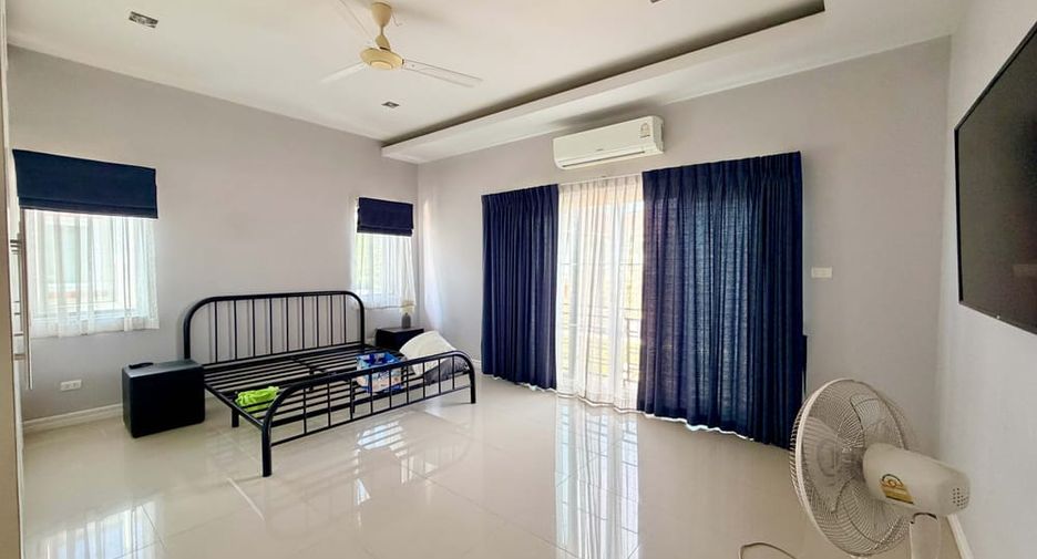 出租 4 卧室 别墅 在 Bang Lamung, Chon Buri